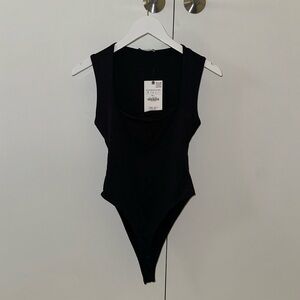Brand new ‘Zara’ black bodysuit size:Small